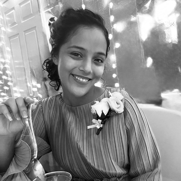 Meet your Posher, Amber - Picture 9 of 15